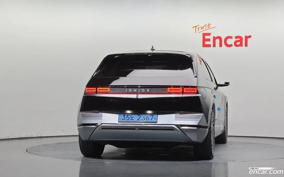 Hyundai Ioniq 5 2022 — thumbnail 4