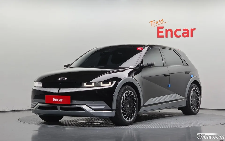 Hyundai Ioniq 5 2022 — photo 1, buy with delivery to Moscow