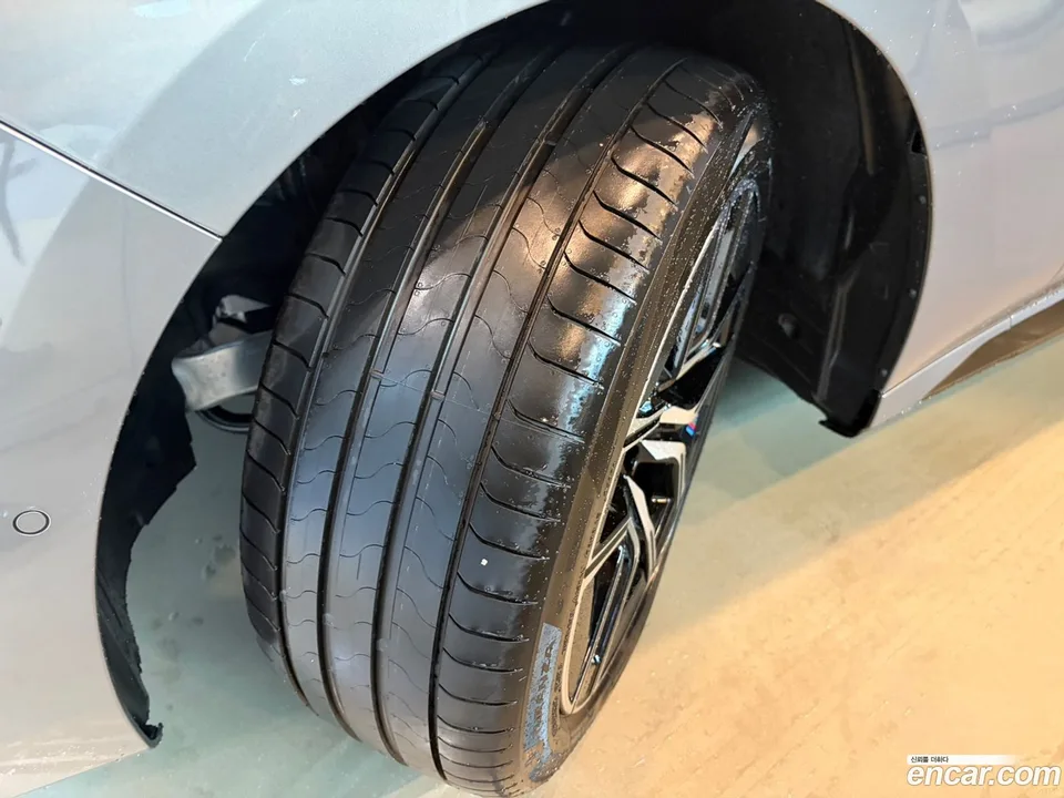 BMW 7 Series 740d xDrive M 2026 — thumbnail 5