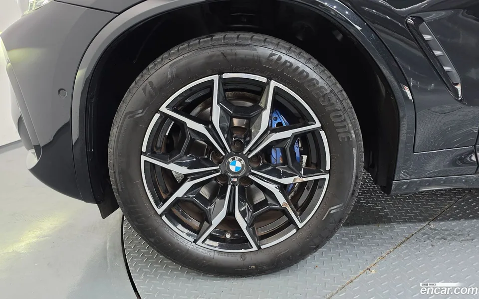 BMW X4 xDrive20i M 2024 — thumbnail 5