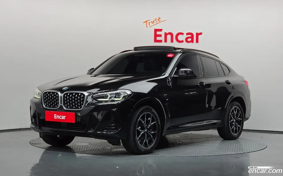 BMW X4 xDrive20i M 2024 — photo 1, buy with delivery to Moscow