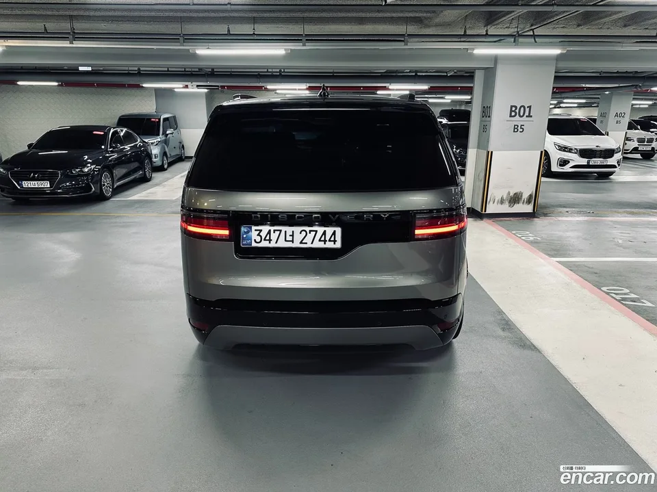 Land Rover Discovery P360 HSE 2024 — thumbnail 2