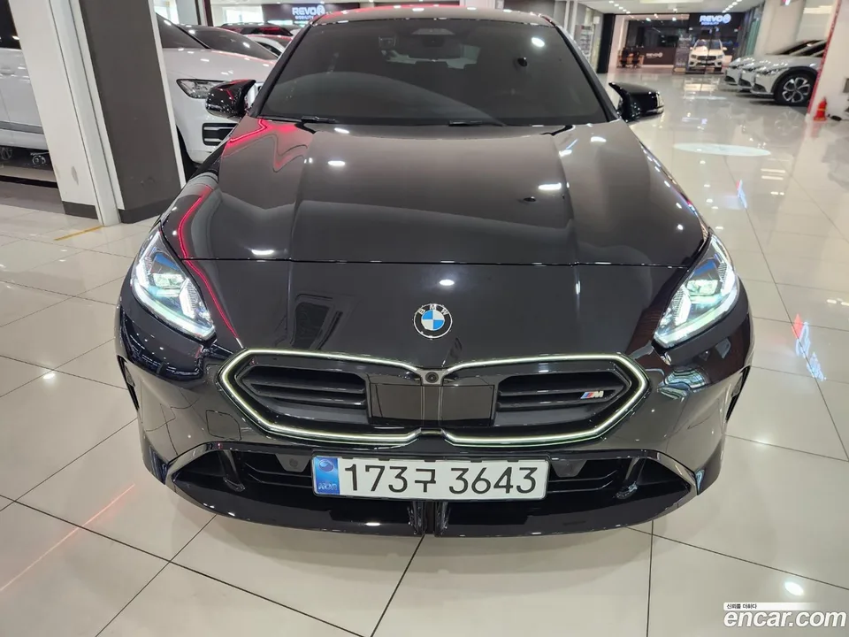 BMW 1 Series M135 xDrive 2025 — thumbnail 3