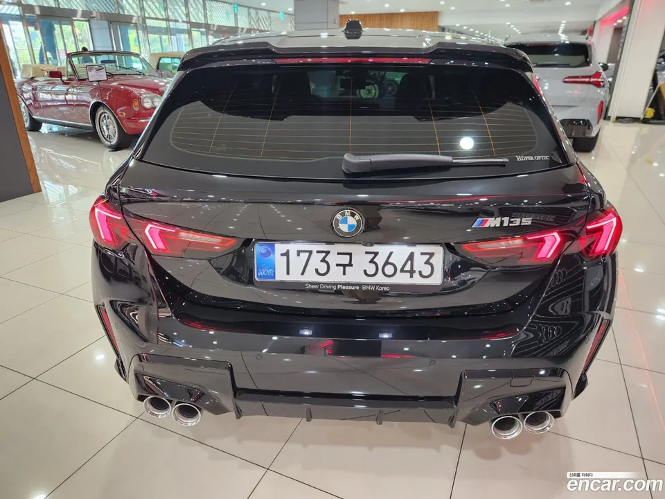 BMW 1 Series M135 xDrive 2025 — thumbnail 4
