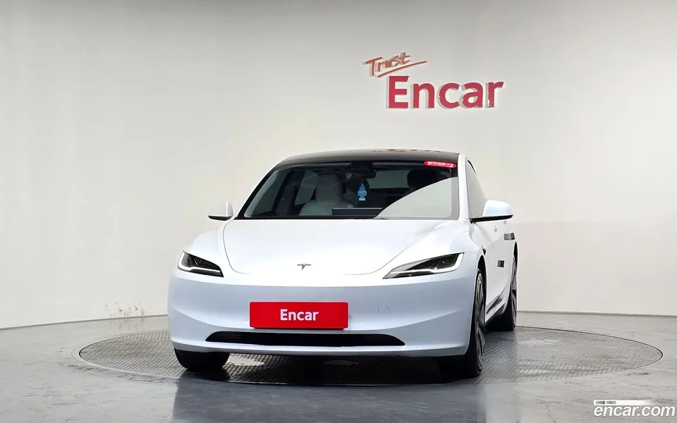Tesla Model 3 RWD 2024 — thumbnail 3