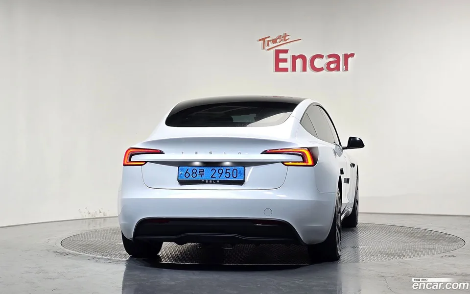Tesla Model 3 RWD 2024 — thumbnail 4