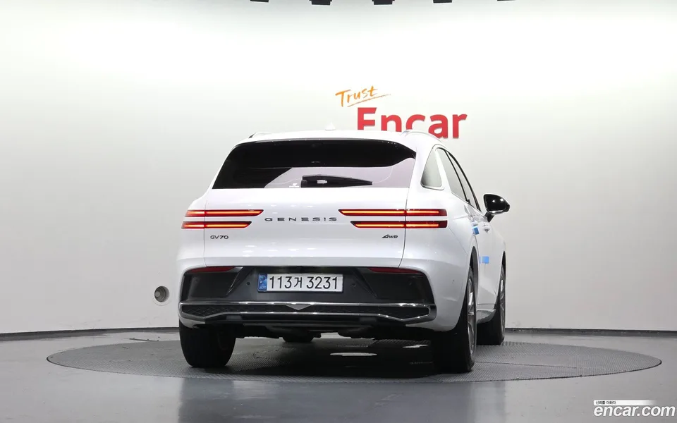Genesis GV70 2.5T AWD 2024 — thumbnail 4