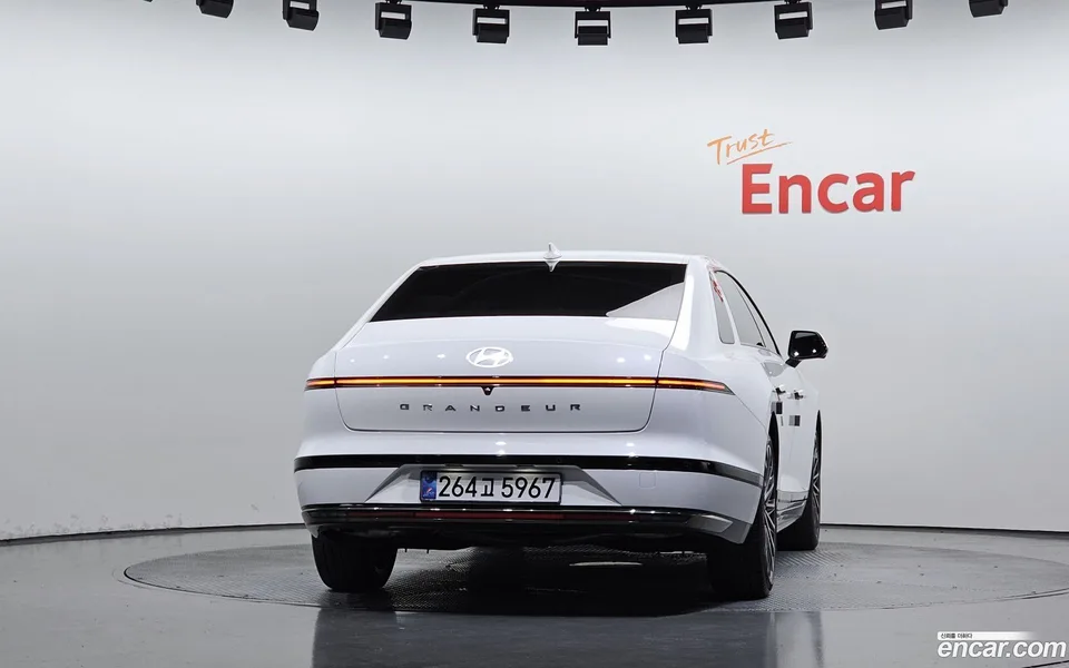 Hyundai Grandeur Hybrid 2024 — thumbnail 4