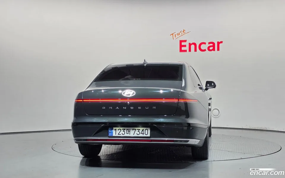 Hyundai Grandeur Hybrid 2023 — thumbnail 4