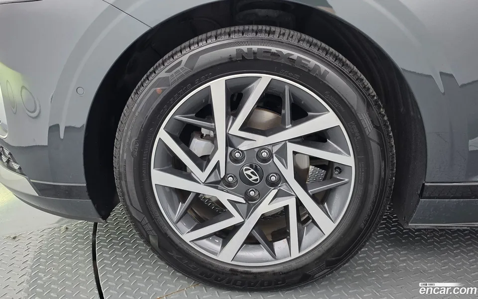 Hyundai Grandeur Hybrid 2023 — thumbnail 5