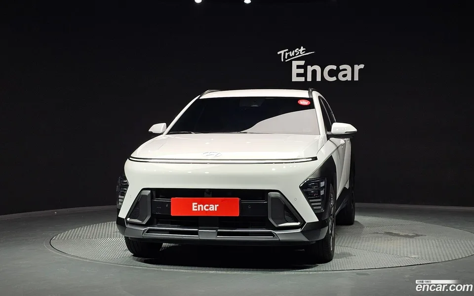 Hyundai Kona Hybrid 2023 — thumbnail 3