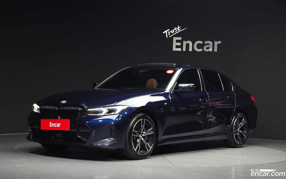 BMW 3 Series 320i M 2025 — photo 1, buy with delivery to Moscow