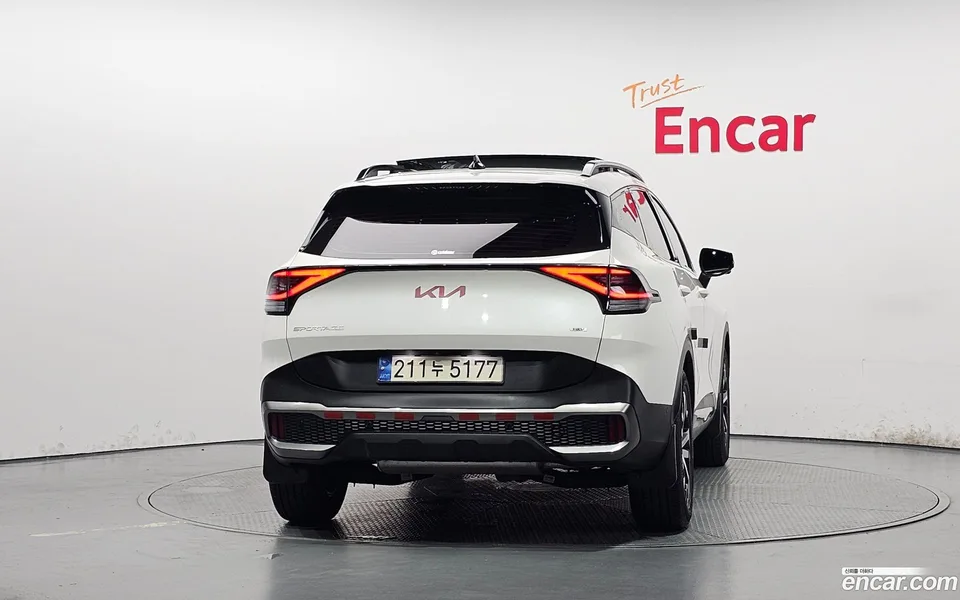 Kia Sportage Hybrid 2WD 2023 — thumbnail 4