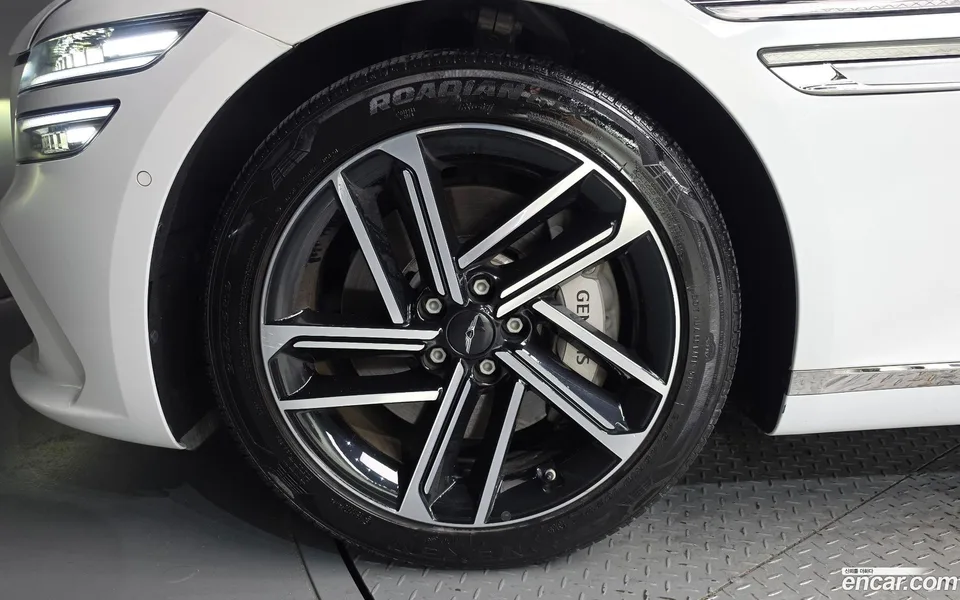 Genesis G80 2.5 2WD 2024 — thumbnail 2