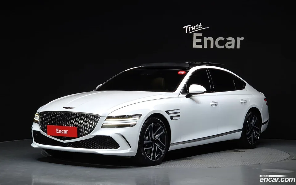 Genesis G80 2.5 2WD 2024 — photo 1, buy with delivery to Moscow