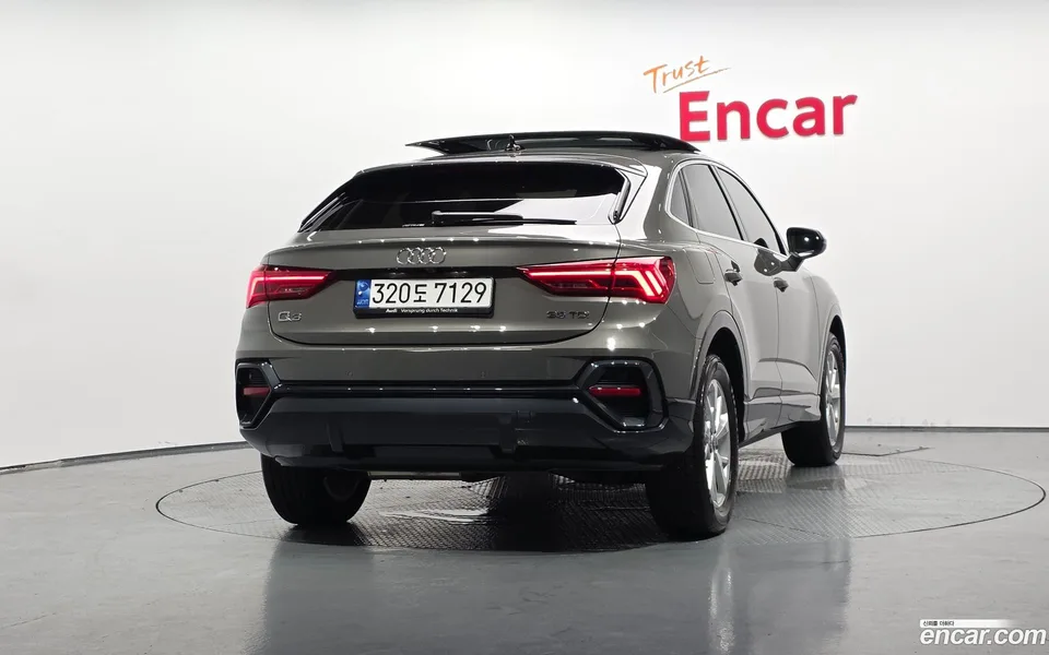 Audi Q3 35 TDI 2023 — thumbnail 4