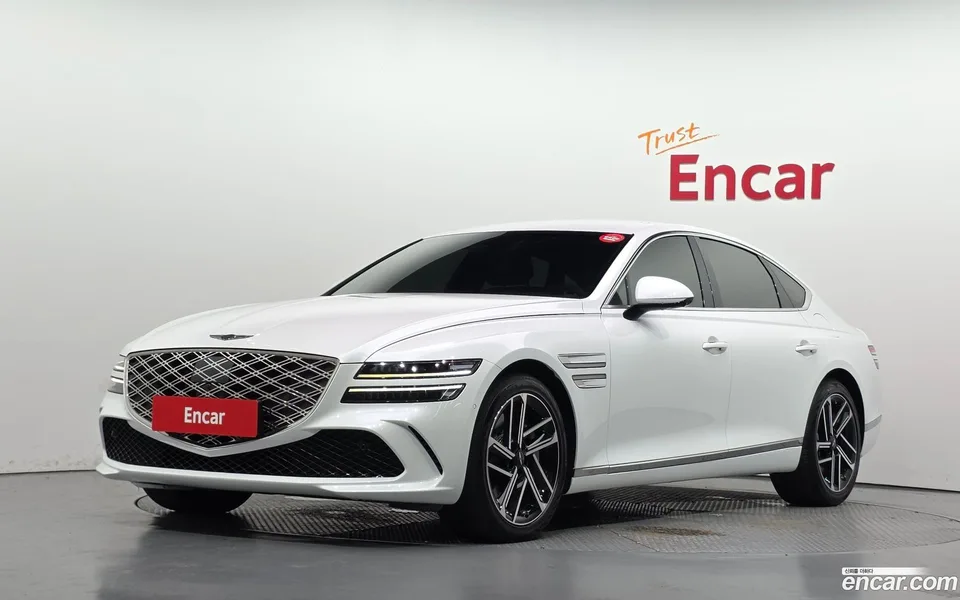 Genesis G80 2.5 AWD 2024 — photo 1, buy with delivery to Moscow