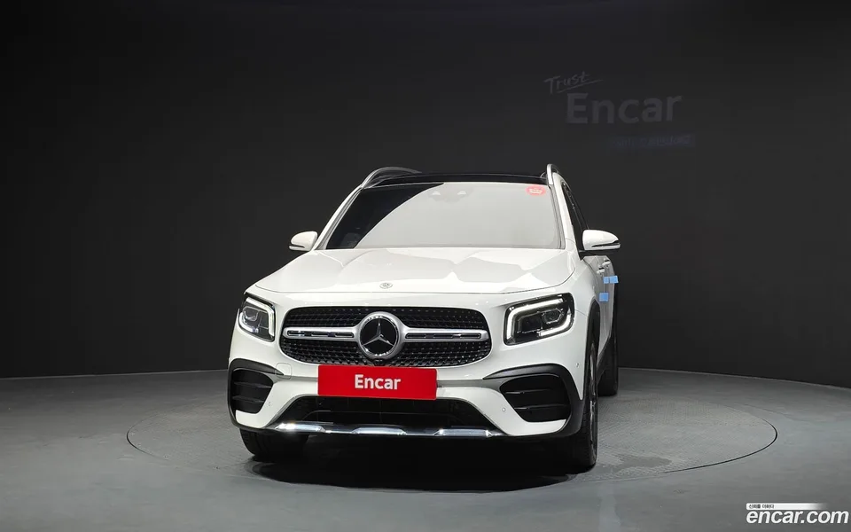 Mercedes-Benz GLB-Class GLB250 4MATIC 2023 — thumbnail 3