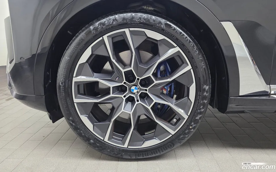 BMW X7 xDrive 40i M 7 2024 — thumbnail 5