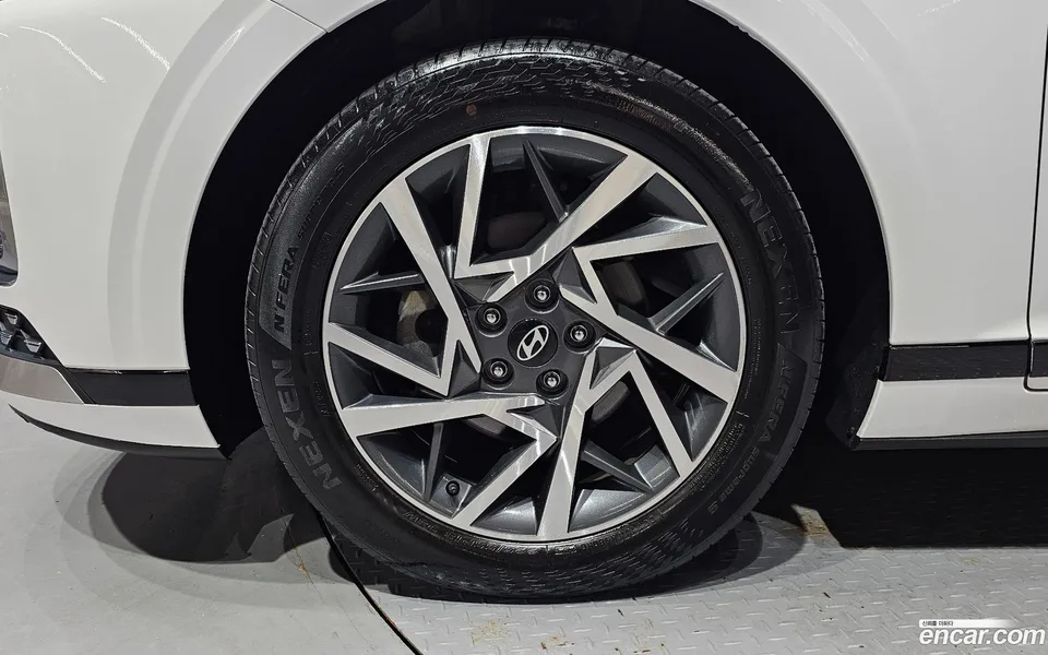 Hyundai Grandeur Hybrid 2023 — thumbnail 2