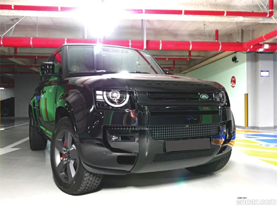 Land Rover Defender 110 P400 X 2026 — photo 1, buy with delivery to Moscow
