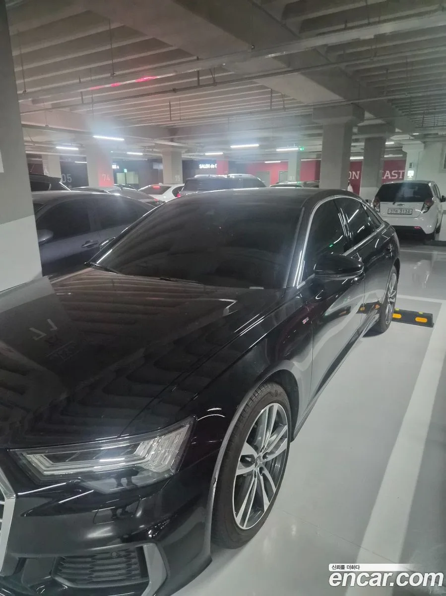 Audi A6 45 TFSI 2023 — photo 1, buy with delivery to Moscow