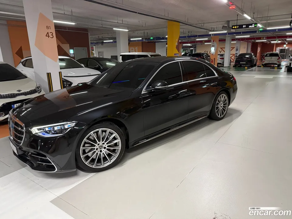 Mercedes-Benz S-Class 2022