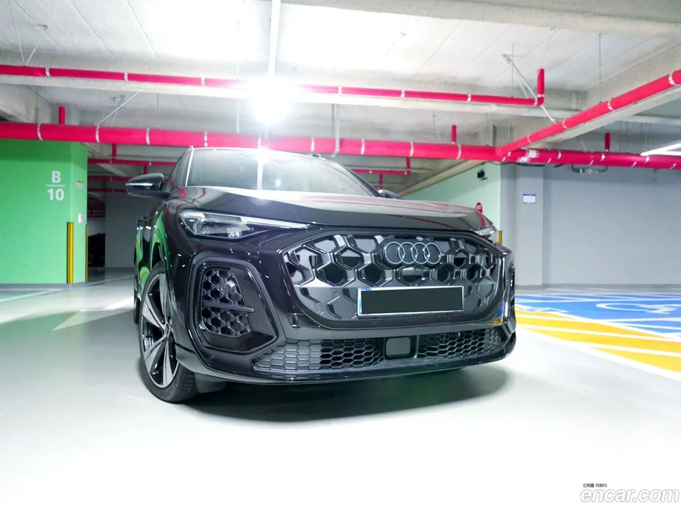 Audi Q5 (80A) 40 TDI S Line 2025 — фото 1, купить с доставкой в Москву