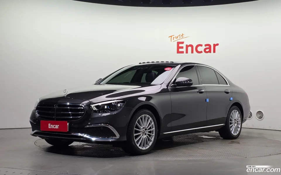 Mercedes-Benz E-Class E250 2022 — photo 1, buy with delivery to Moscow