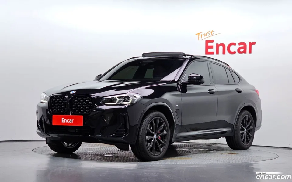 BMW X4 xDrive20i M 2025 — photo 1, buy with delivery to Moscow