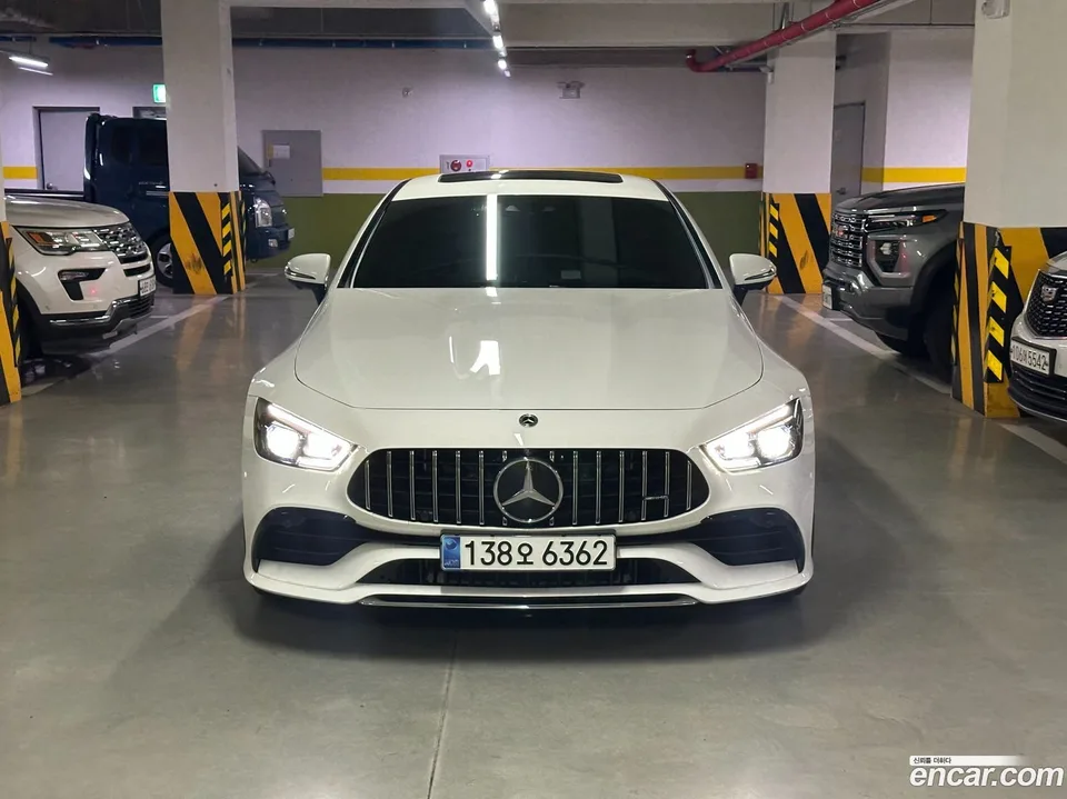 Mercedes-Benz AMG GT 4 43 4MATIC+ 2022 — photo 1, buy with delivery to Moscow