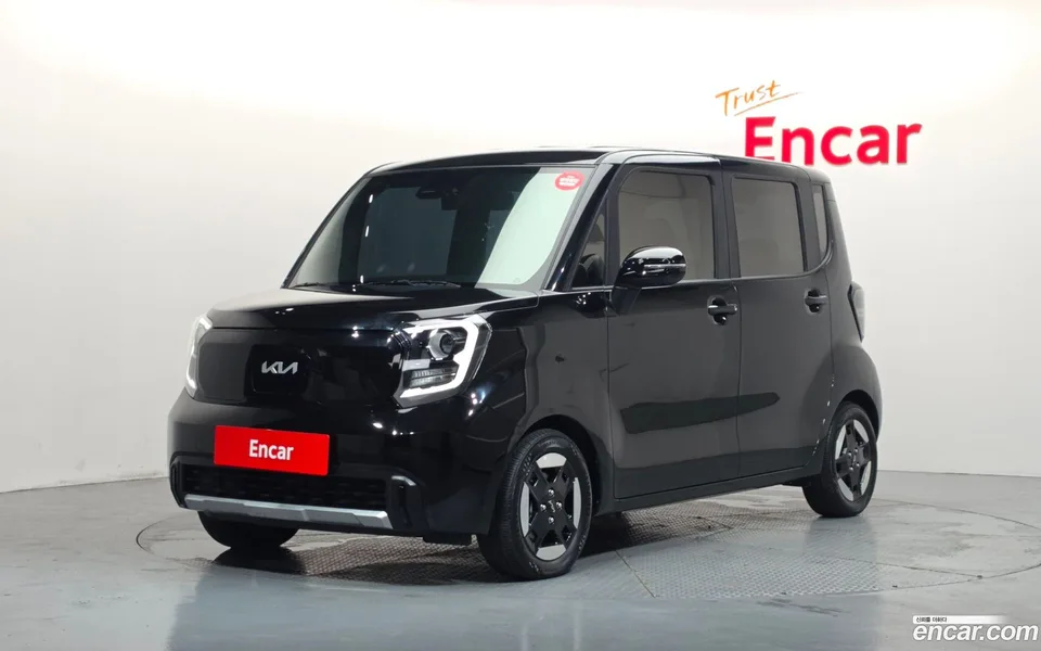 Kia Ray EV 2023 — photo 1, buy with delivery to Moscow