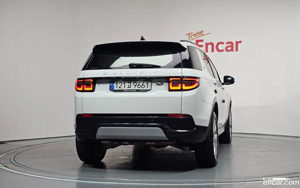 Land Rover Discovery Sport P250 SE 2022 — thumbnail 4