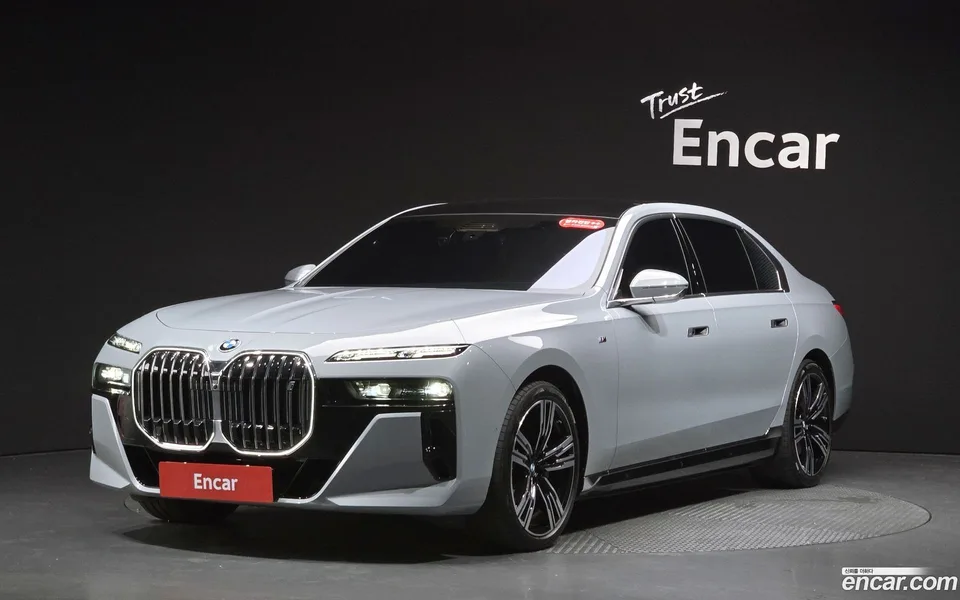 BMW i7 xDrive 60 M 2024 — photo 1, buy with delivery to Moscow