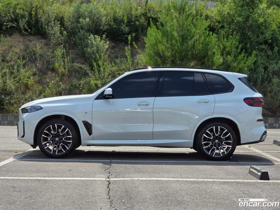 BMW X5 xDrive 30d M 2025 — thumbnail 5