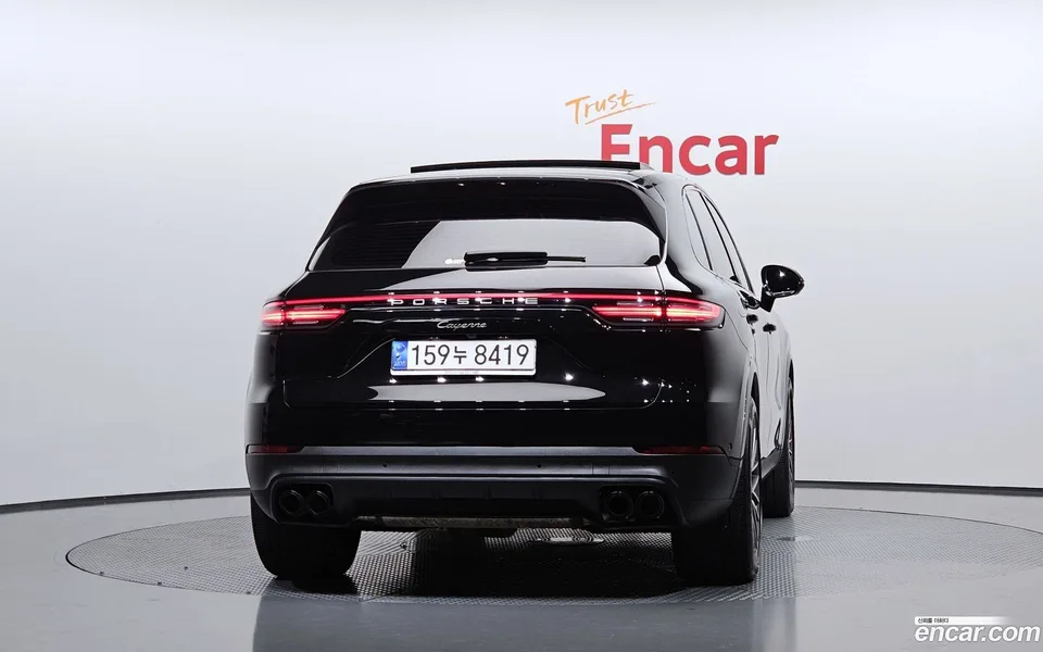 Porsche Cayenne 3.0 2023 — thumbnail 4