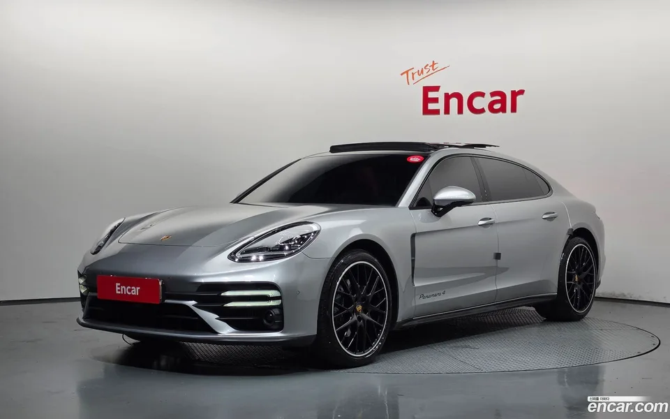Porsche Panamera (971) 2.9 AWD 2023 — photo 1, buy with delivery to Moscow
