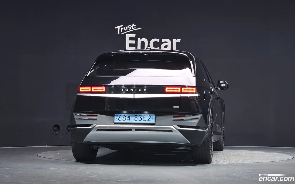 Hyundai Ioniq 5 AWD 2023 — thumbnail 4