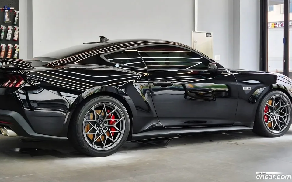Ford Mustang 5.0 GT 2025 — thumbnail 5