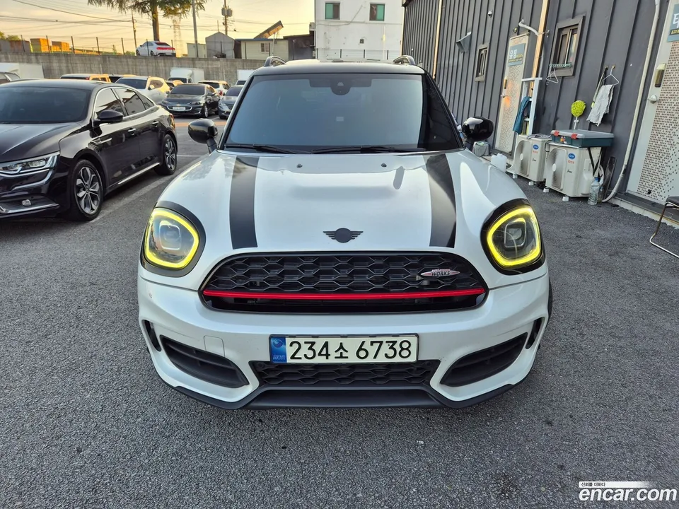 MINI Cooper S Countryman JCW 2023 — photo 1, buy with delivery to Moscow