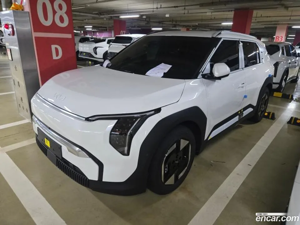 Kia EV3 2WD 2026 — thumbnail 3