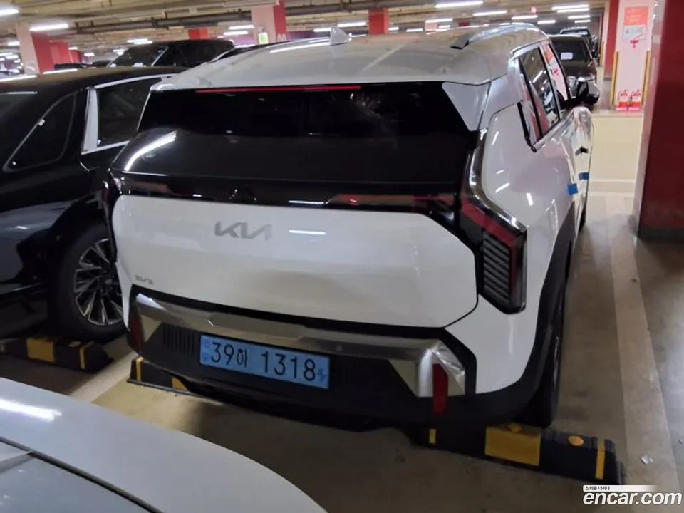 Kia EV3 2WD 2026 — thumbnail 4