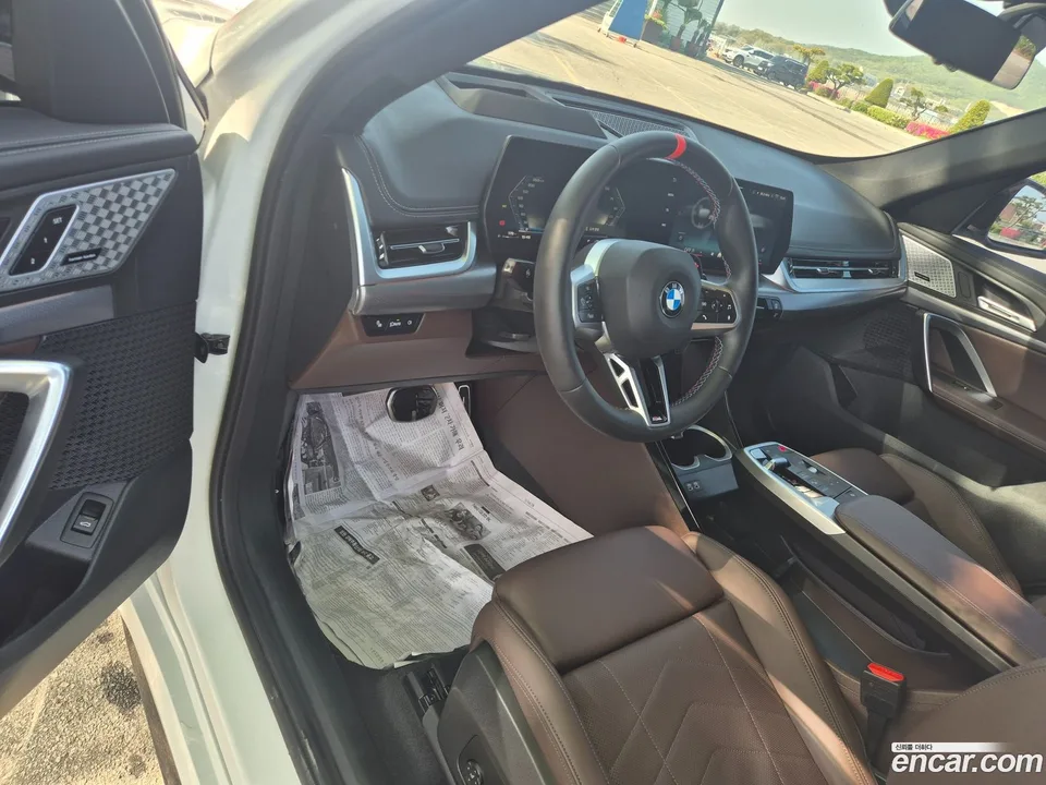 BMW X1 M35i xDrive 2025 — thumbnail 2