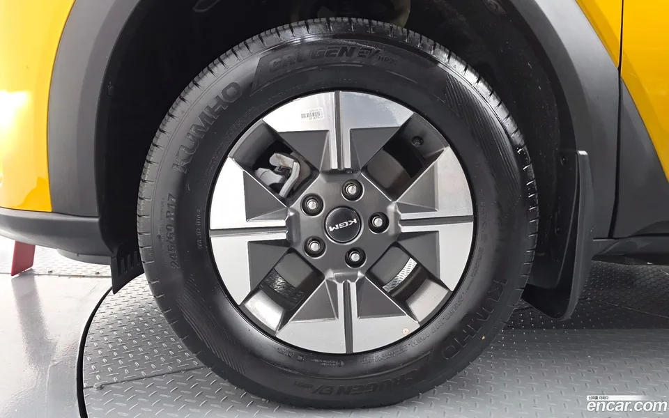 KG Mobility Musso EV MX 2026 — thumbnail 2