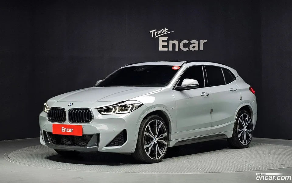 BMW X2 xDrive20i M 2023 — photo 1, buy with delivery to Moscow