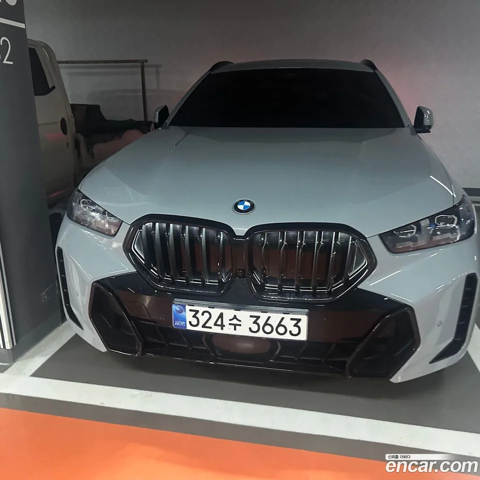 BMW X6 xDrive40i M 2026 — thumbnail 3