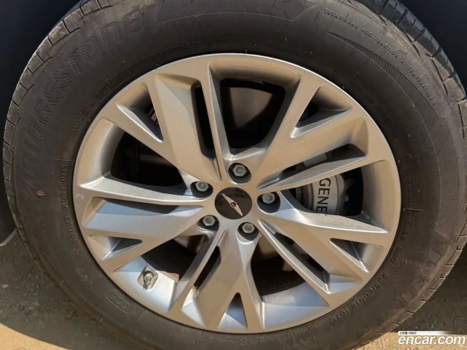 Genesis GV70 2.5T 2WD 2025 — миниатюра 4