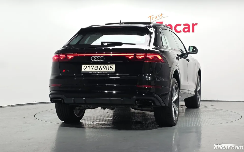 Audi Q8 (4M) 55 TFSI 2024 — thumbnail 4
