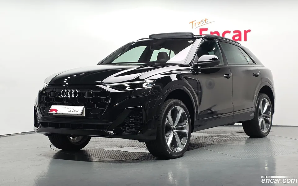 Audi Q8 (4M) 55 TFSI 2024 — photo 1, buy with delivery to Moscow