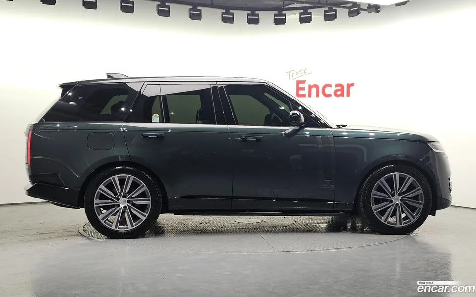 Land Rover Range Rover P530 AB 2025 — thumbnail 2